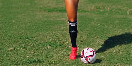 Jena Frumes slavi gol svog dečka (Foto: Twiiter)