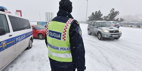 Policija u kontroli vožnje (Foto: Pixell)