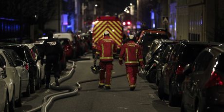 Požar u Parizu (Foto: Geoffroy VAN DER HASSELT / AFP)