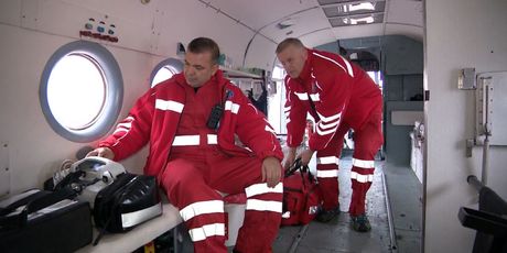 Ekipa hitne pomoći s Cresa (Foto: Dnevnik.hr)