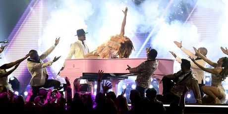 Jennifer Lopez i Ne-Yo (Foto: Getty Images)