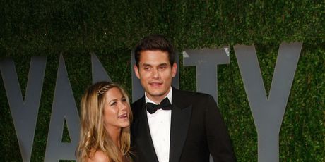 Jennifer Aniston i John Mayer (Foto: AFP)