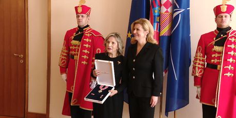 Predsjednica odlikovala povjesničarku Gitman (Foto: Dnenvik.hr)