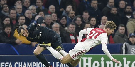 Gareth Bale i Frenkie de Jong (Foto: AFP)