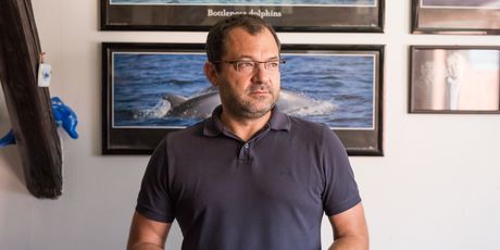 Voditelj projekta Draško Holcer biolog specijaliziran za ekologiju i zaštitu velikih morskih kralješnjaka (Foto: Hocler)