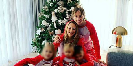 Obitelj Modrić (Foto: Instagram)