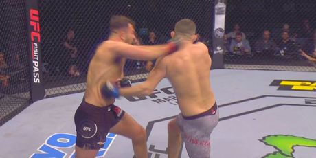 Gian Villante poražen od Poljaka Michala Oleksiejczuka