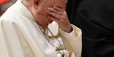 Papa Franjo na konferenciji (Foto: AFP)