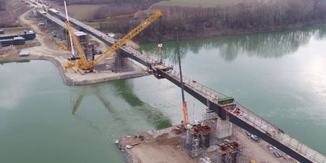 Mostovi koji nikamo ne vode (Foto: Dnevnik.hr) - 2