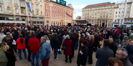 Građana se okupljaju na prosvjedu protiv Milana Bandića