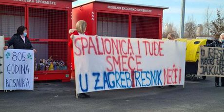Tomaševića dočekali građani s transparentima - 8