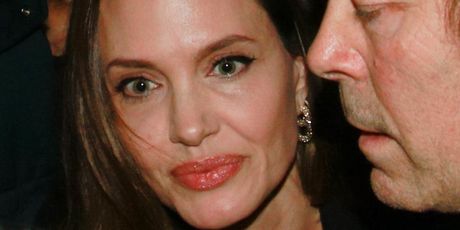 Angelina Jolie - 4