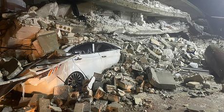 Posljedice potresa u turskom gradu Izmiru