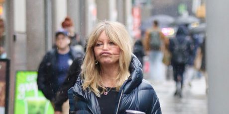 Goldie Hawn - 6