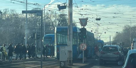 Gužva u prometu zbog nesreće u kojoj su sudjelovali tramvaji