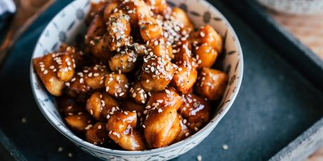 Teriyaki piletinu možete poslužiti i s nešto sezamovih sjemenki