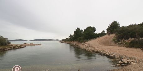 Provjereno: Zemljište u općini Tisno - 3