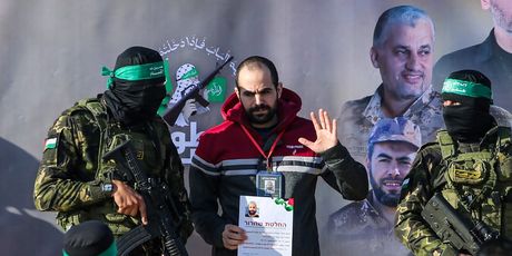 Hamas oslobodio Yardena Bibasa