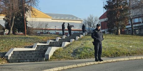 Dojava o bombi u školama u Požegi