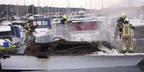 Veliki požar u splitskoj lučici Špinut - 11