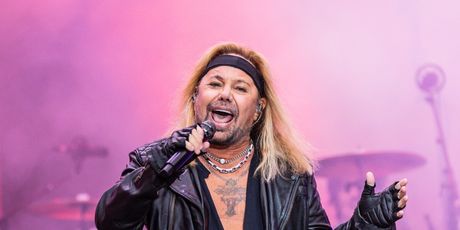 Vince Neil, Motley Crue - 1