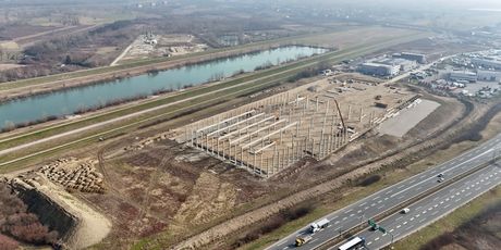 Tvornica autonomnih električnih vozila u Lučkom - 2