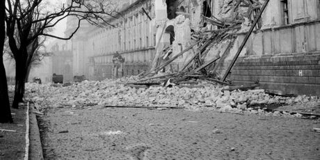 Prag, 14.2.1945. - 4