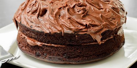 Čokoladna krema savršena je kao nadjev ili glazuru za torte
