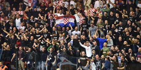 Navijači u Jazinama