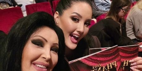 Dragana Mirković i kćer - 1