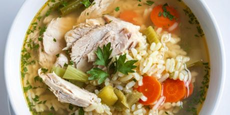 Pileća juha s rižom