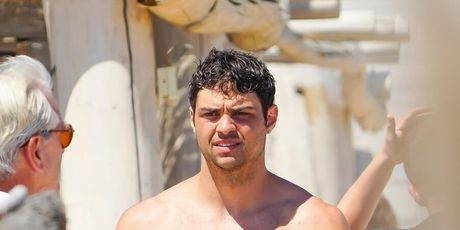 Noah Centineo - 8