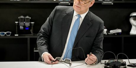 Andrew Mountbatten Windsor - 4