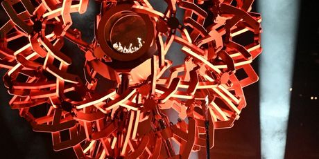 Plamenik Zimskih olimpijskih igara 2026. - 1