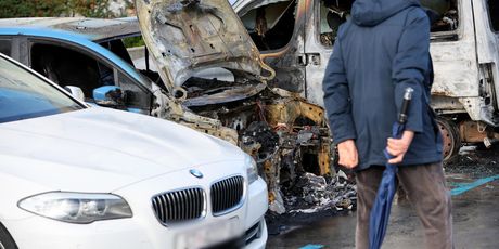 Izgorjela tri automobila u Splitu - 4