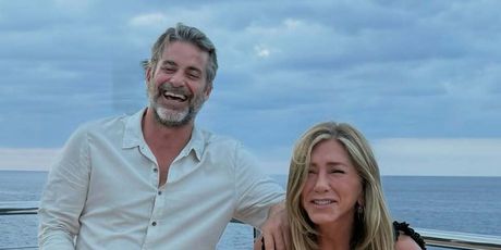 Jennifer Aniston i Jim Curtis - 1