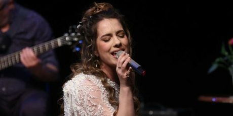 Ana Uršula Najev - 5