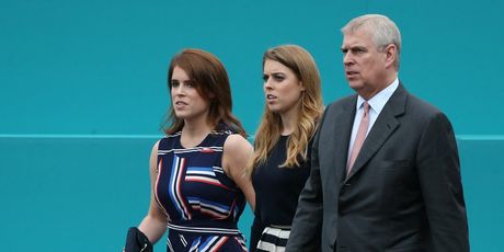 Princeze Beatrice i Eugenie i princ Andrew