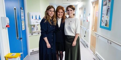 Princeze Beatrice i Eugenie i Sarah Ferguson