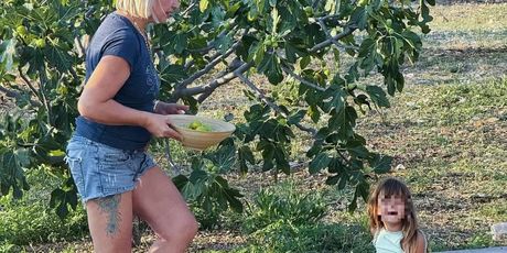 Danijela Dvornik s unukom Lumi - 2