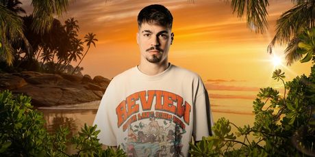 Ian Regvar, Survivor - 9