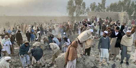 Pakistan napao Afganistan - 2