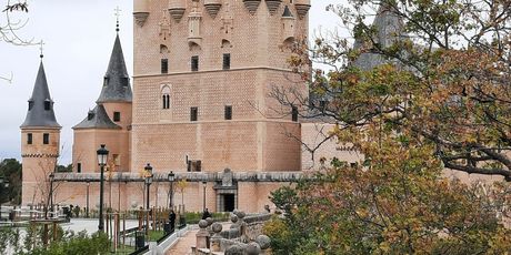 Staša Aras: Tamo, tamo... - 15