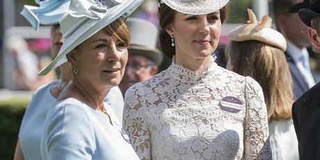 Carole i Kate Middleton - 3