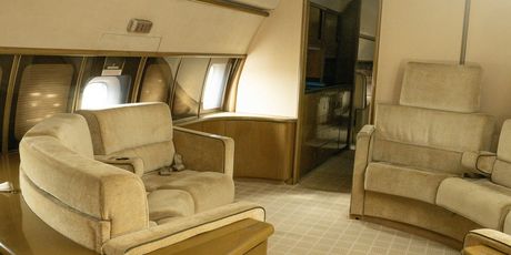 Avion ''Lolita express''