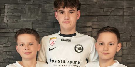 Mate, Lovro i Ante Grgić u dresu Sturma iz Graza