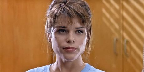 Neve Campbell - 2