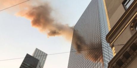 Požar u Trumpovu neboderu (Foto: Twitter)
