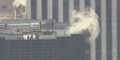 Požar u Trumpovu neboderu (Screenshot: APTN)