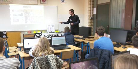 Bolja Hrvatska: Učenici volenteri podučavaju mlade (Foto: Dnevnik.hr)